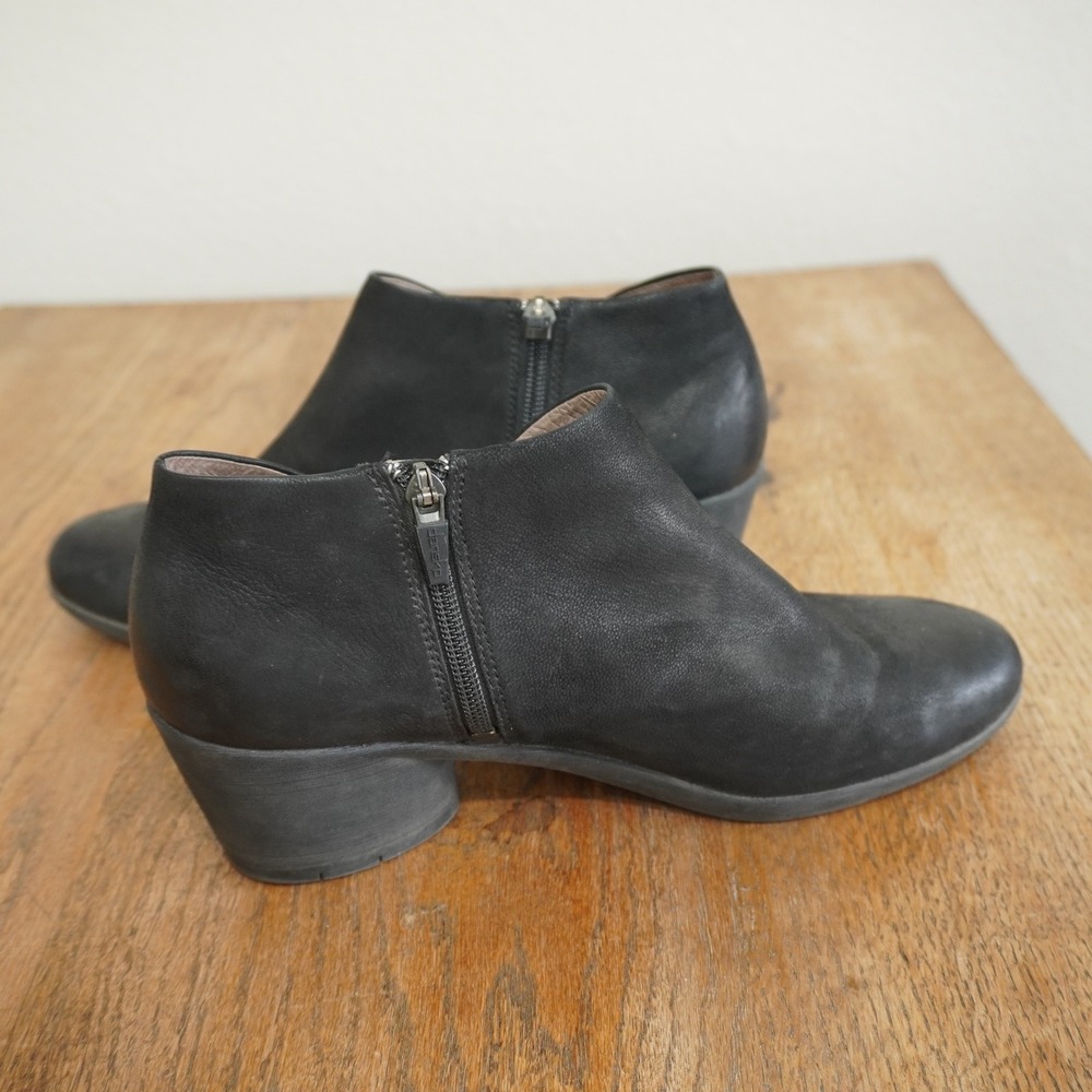Dansko Women Black Leather Ankle Boots V-Cut Zipper Block Heel Booties Size 41 - Picture 7 of 9